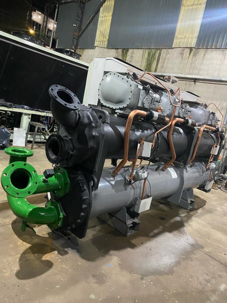 Chiller CARRIER 230TR